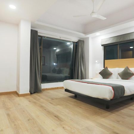 Hotel Super Townhouse Suncitel Near Kolkata Airport à Dum Dum Extérieur photo
