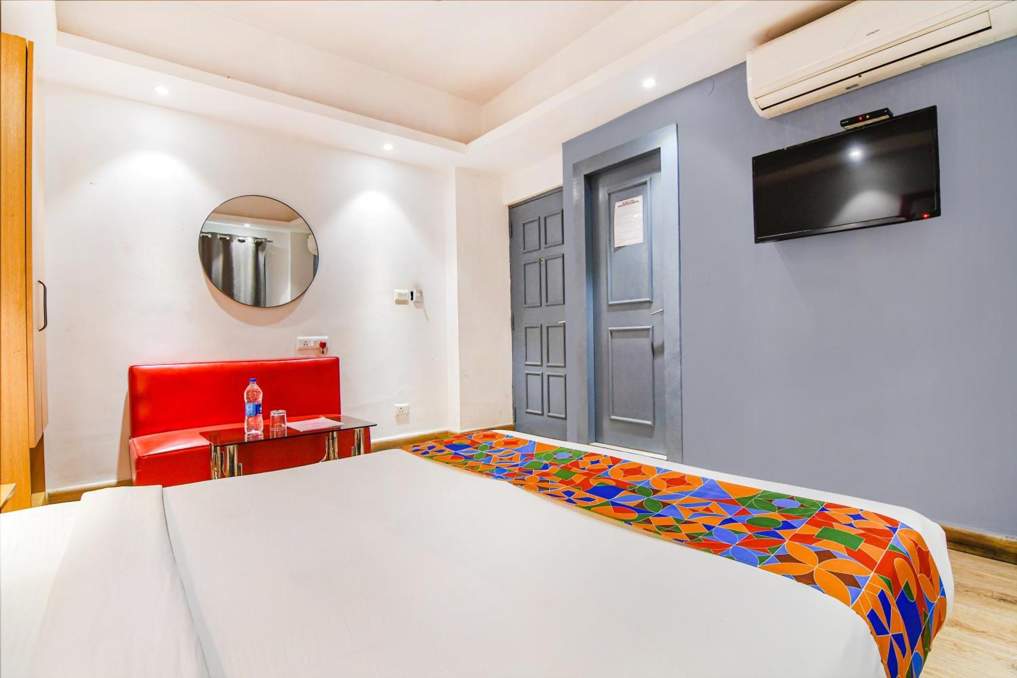 Hotel Super Townhouse Suncitel Near Kolkata Airport à Dum Dum Extérieur photo