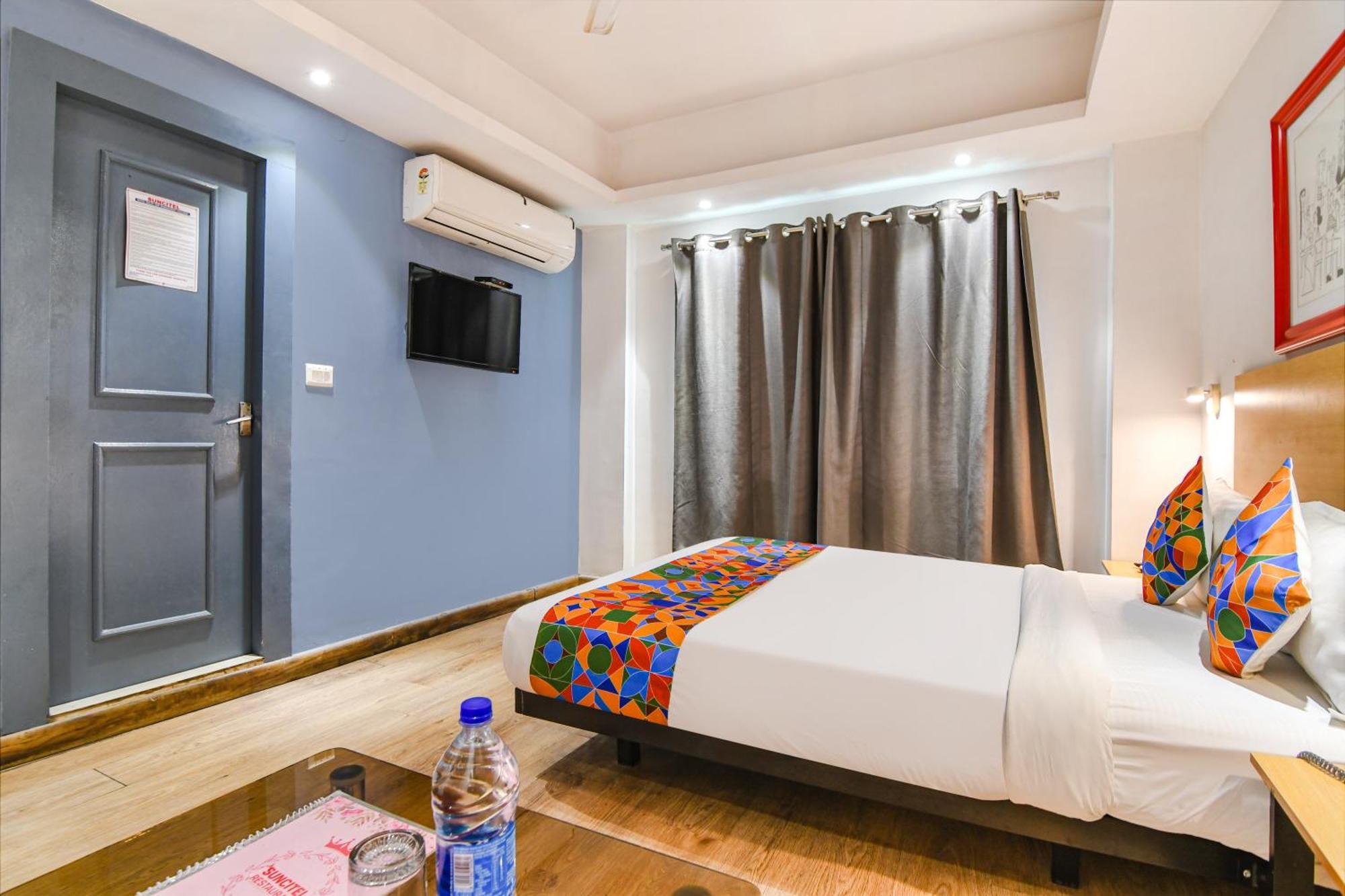 Hotel Super Townhouse Suncitel Near Kolkata Airport à Dum Dum Extérieur photo