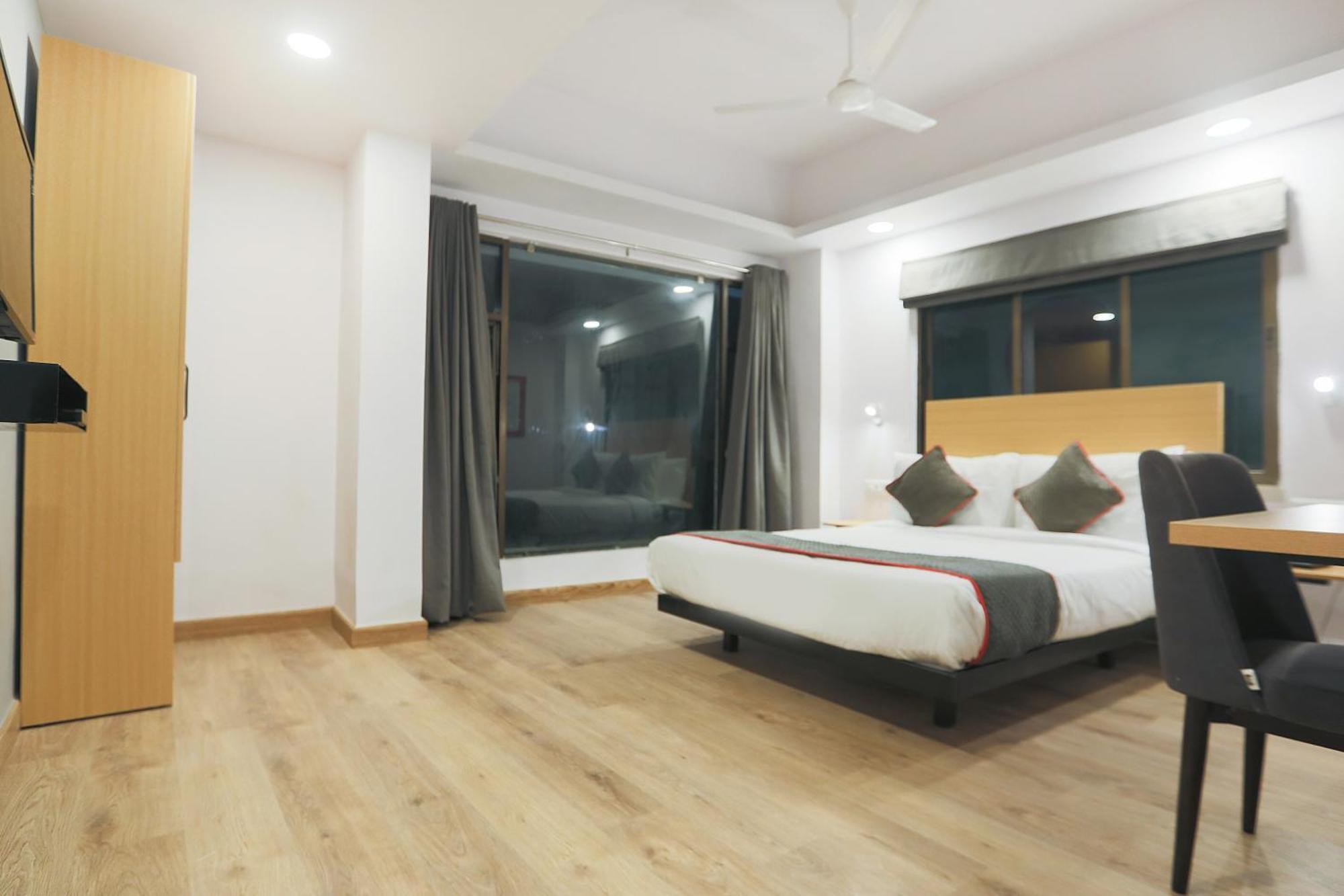 Hotel Super Townhouse Suncitel Near Kolkata Airport à Dum Dum Extérieur photo
